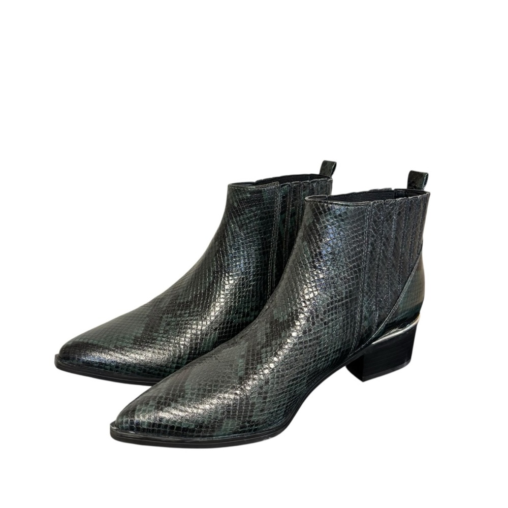 Marc Fisher Chelsea textured green/black snakeskin print pointed toe boots 9 - Picture 7 of 13